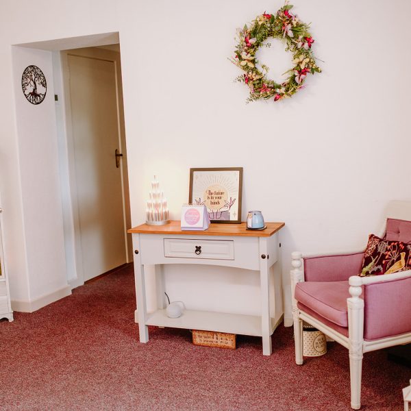 pinktherapyroom_edited